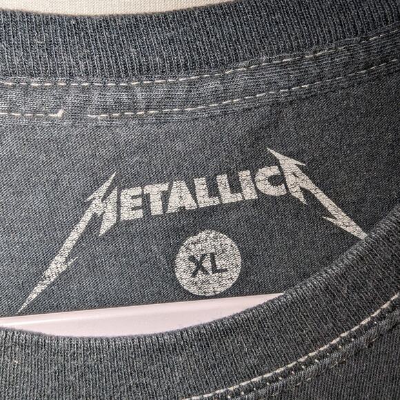 Metallica Tie dye flaming skulls t shirt - Picture 5 of 5